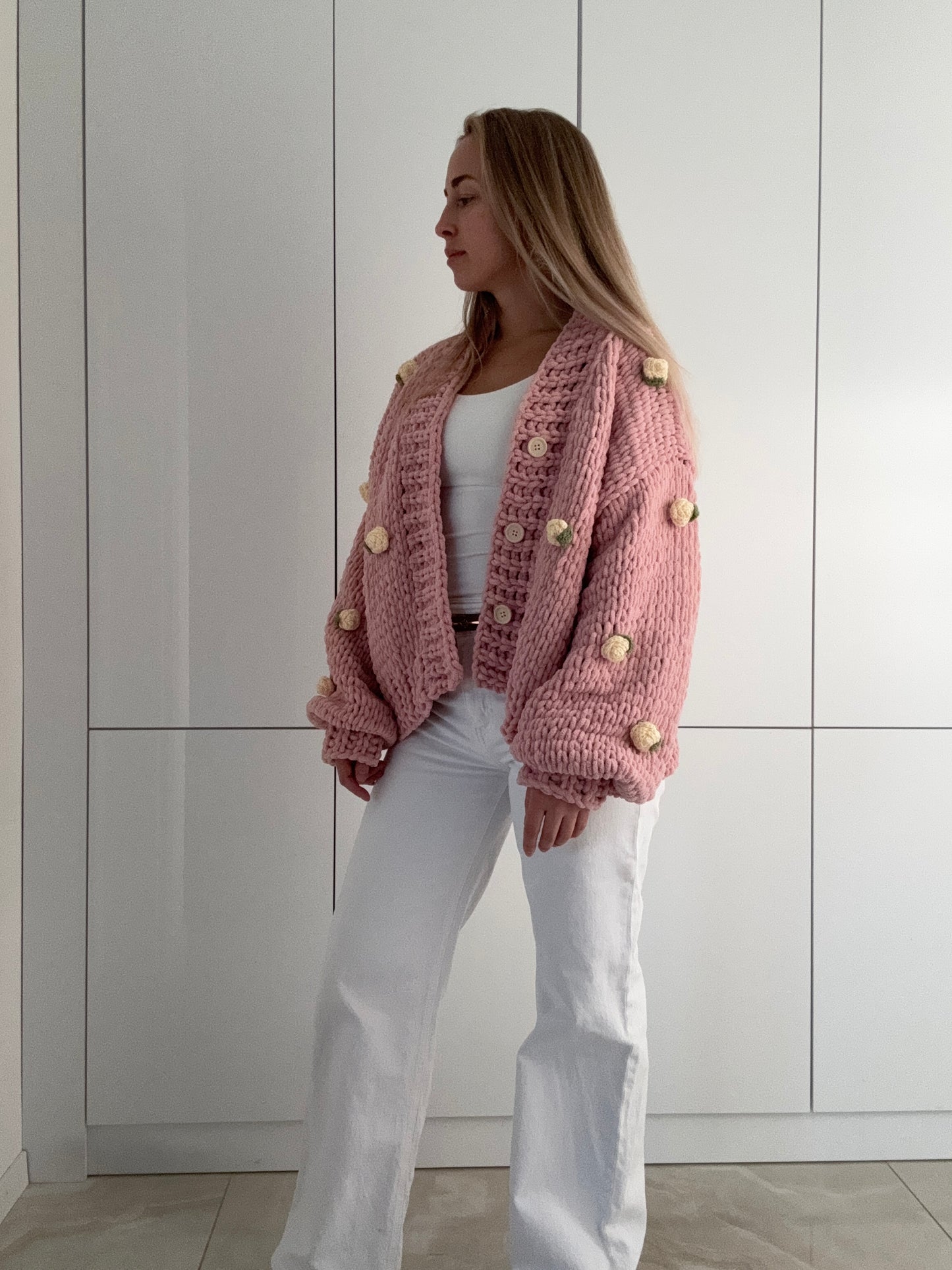Handgestrickter Grobstrick-Cardigan – Einzigartig