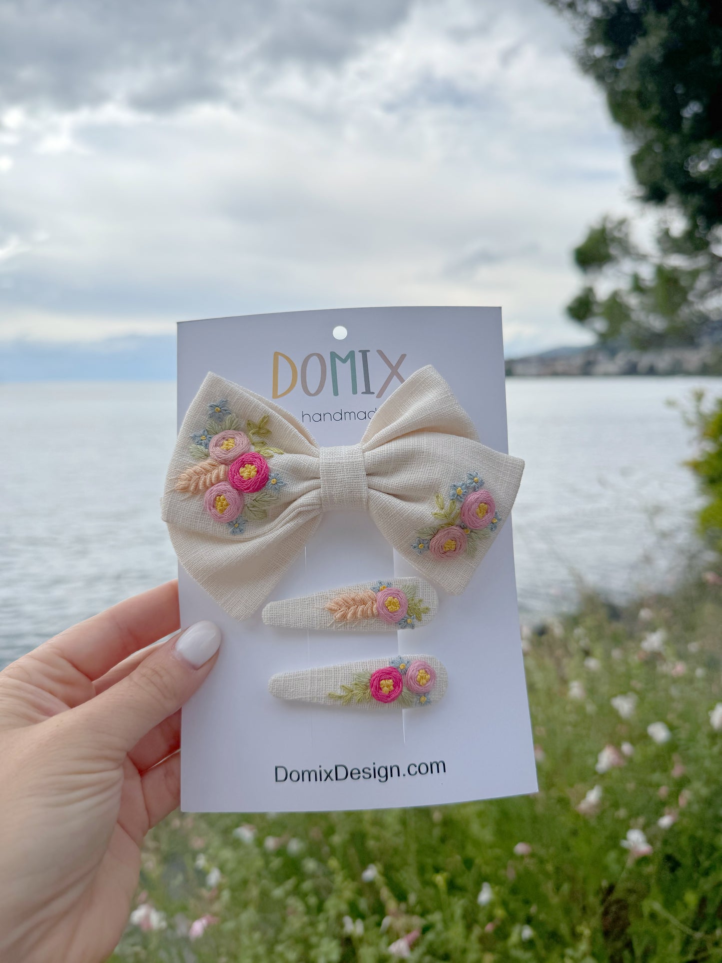 Embroidered Daisy & Rose Hair Bow and Clips Set - Domix