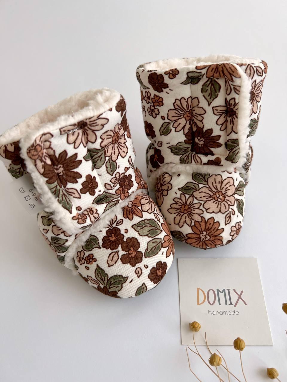 🤎 Floral Baby Booties – Warm Handmade Comfort - Domix