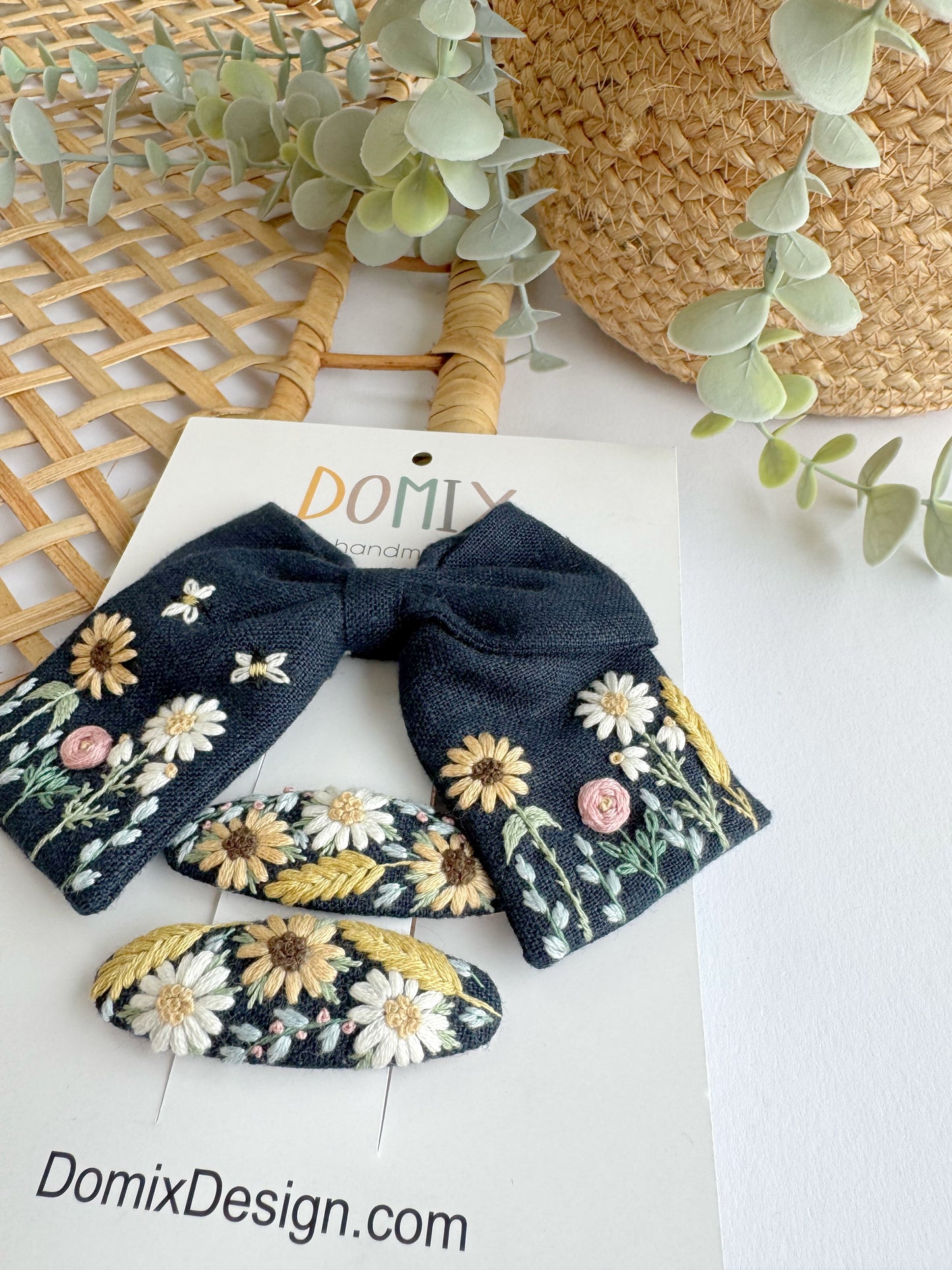 Tiny Thread Clips