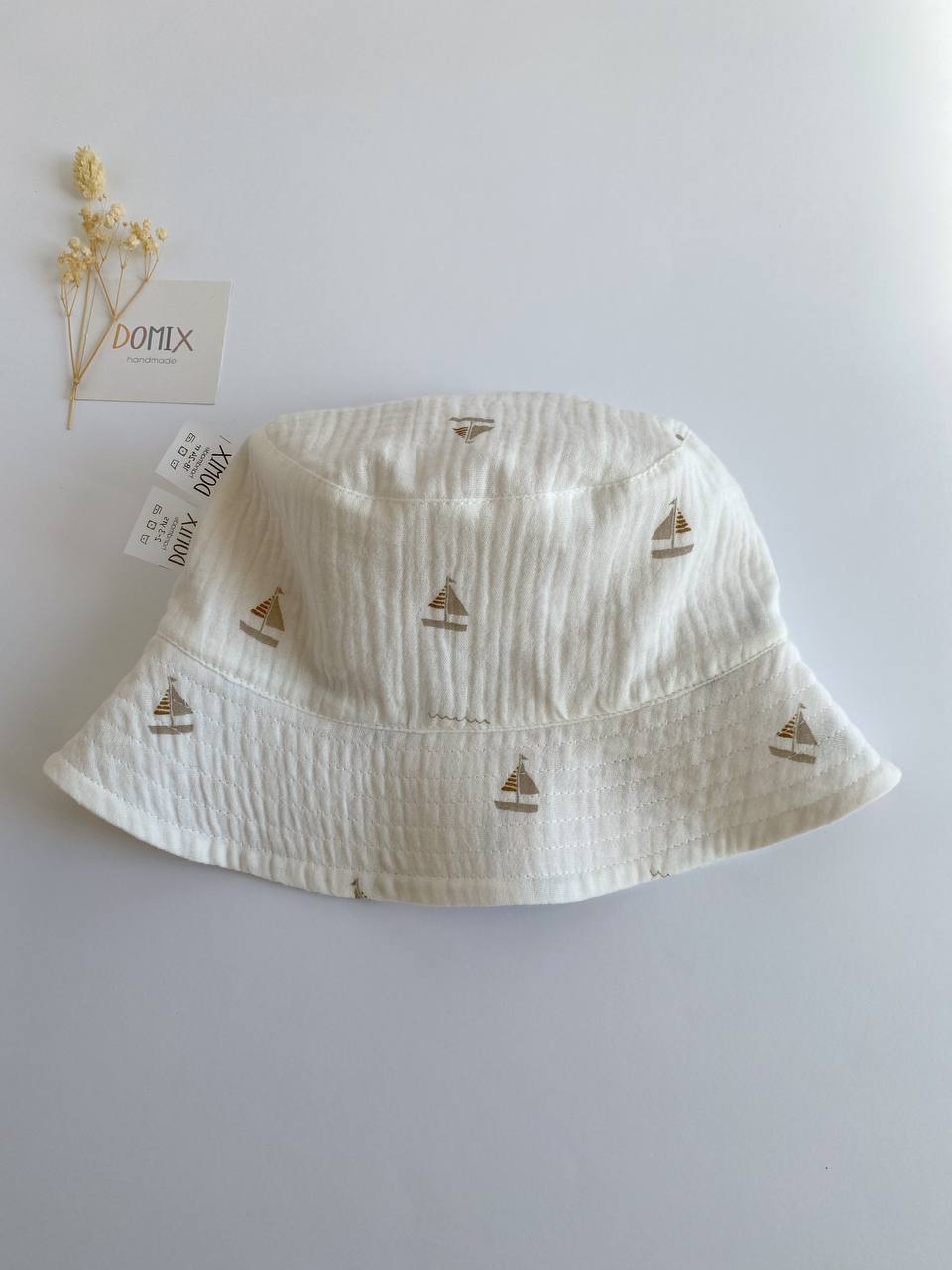 Chapeau de Soleil Réversible pour Bébé en Coton Fait Main – Édition Neutre Minimale
