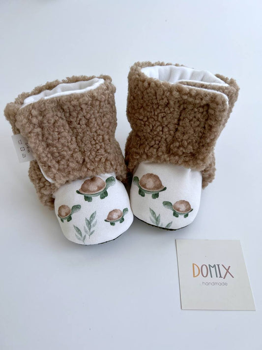 Turtle Baby Booties – Handmade Warm Booties for Babies (0–24 months)