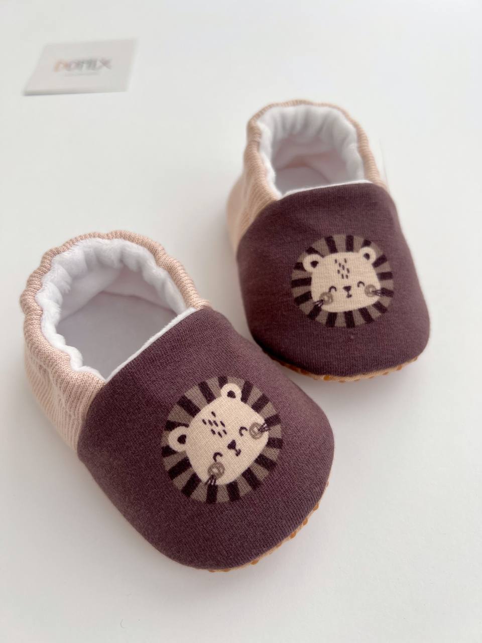 Lion Baby Slippers – Jersey & Velour