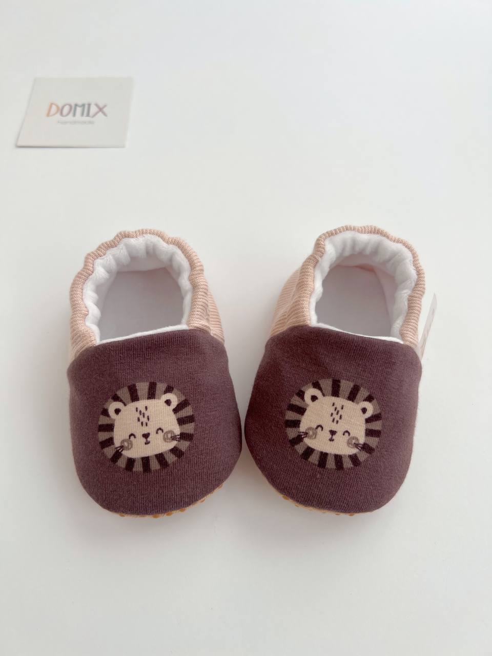 Lion Baby Slippers – Jersey & Velour