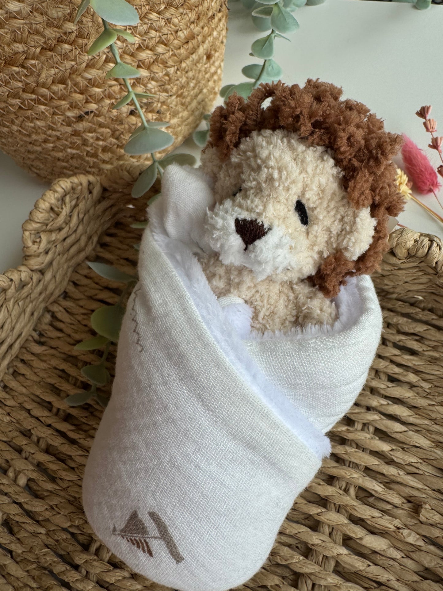 Lion Baby Lovey – Plush Toy with Muslin Comfort Blanket (CE Certified)
