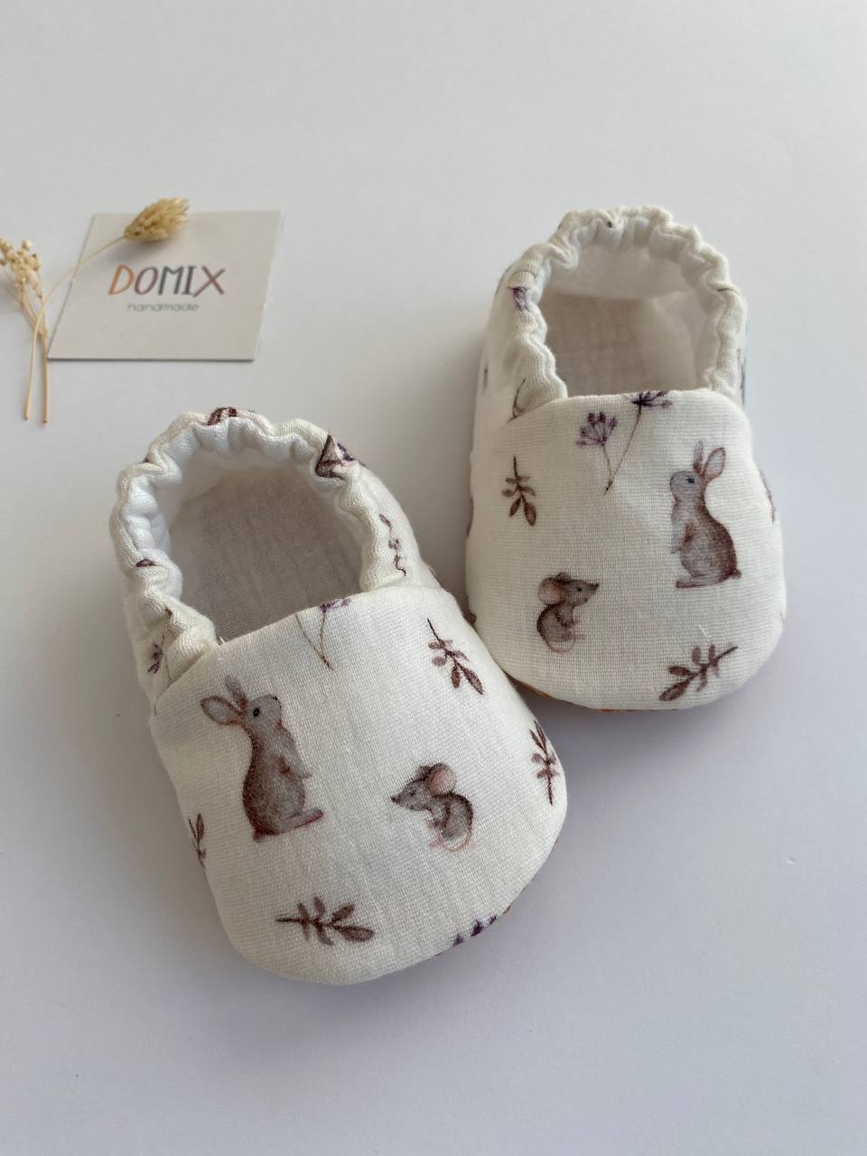 Handmade Baby Muslin Booties – Soft Cotton Newborn Slippers with Bunny Print